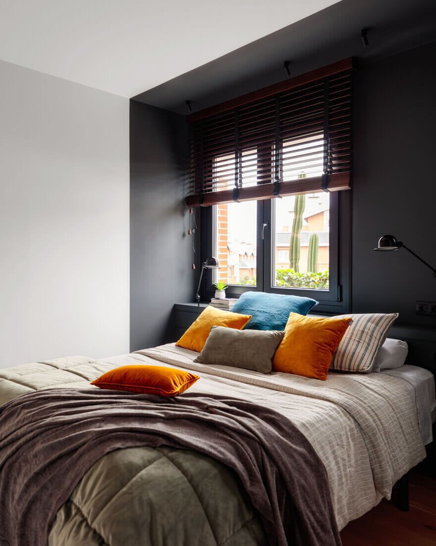 Cama dormitorio reformado en Getxo