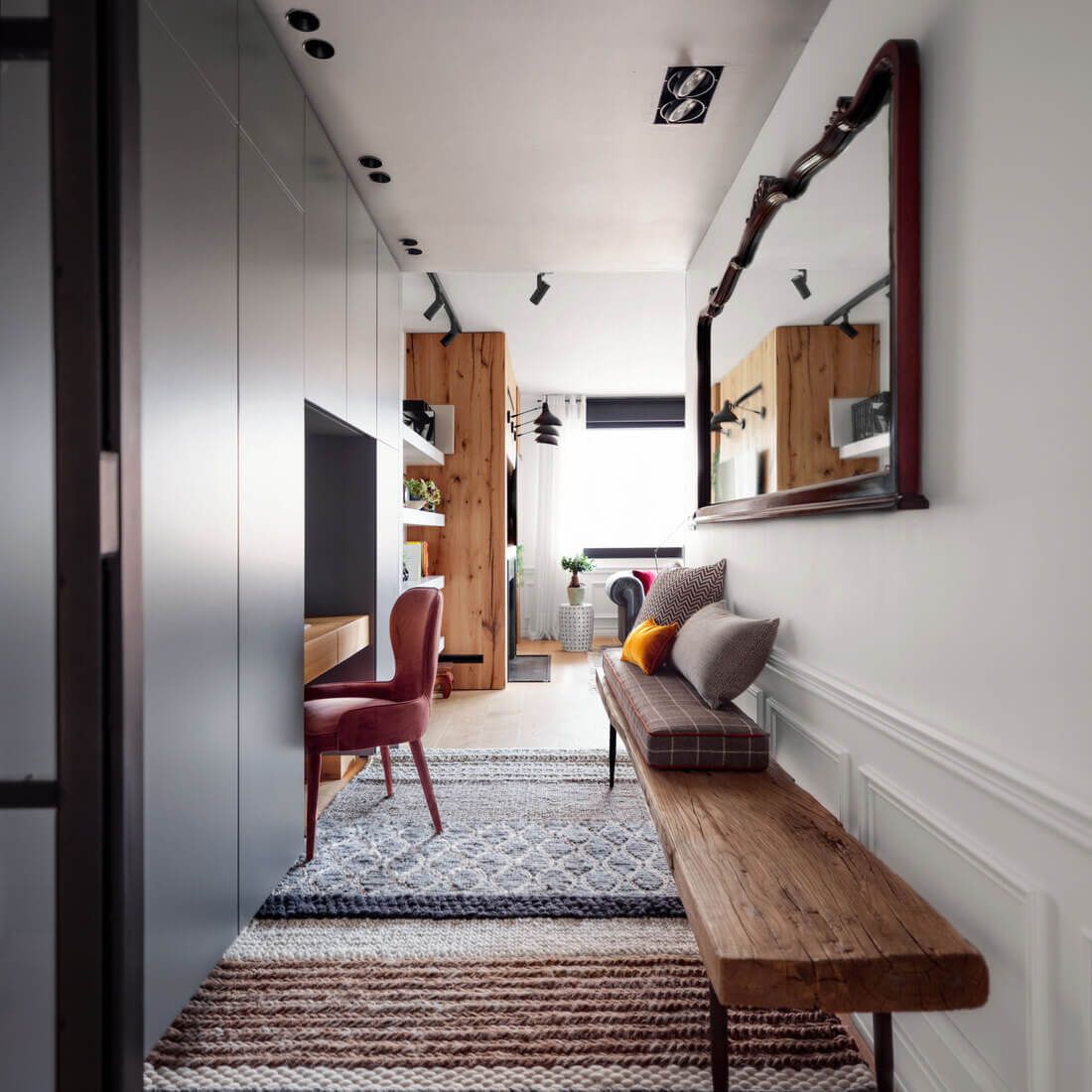 Pasillo vivienda reformada en Getxo